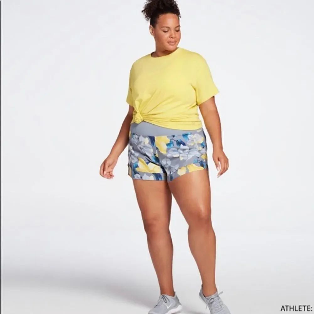 CALIA Women's Anywhere Printed Petal Hem Shorts
